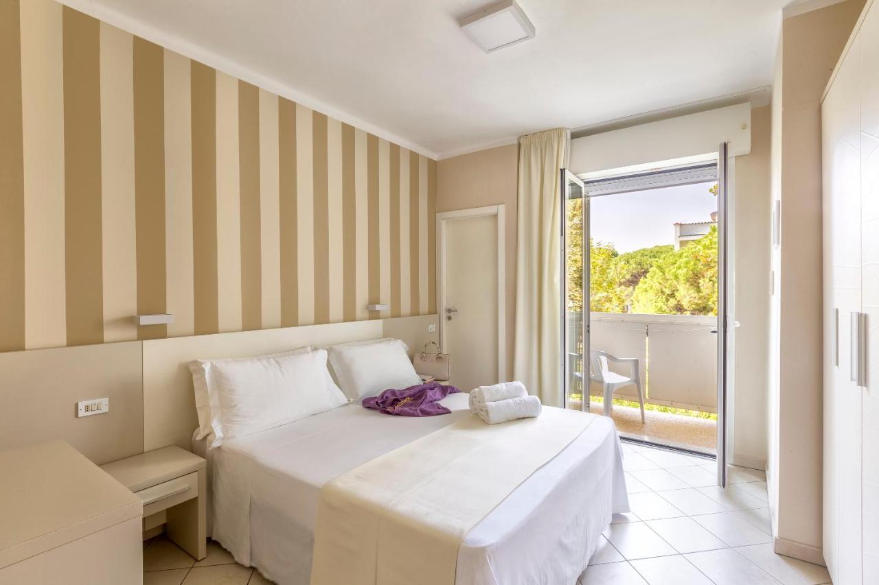 Hotel La Residenza Riccione Exteriör bild